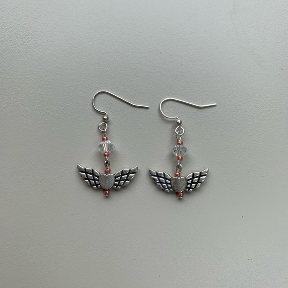 Winged heart earrings! - Picture 2 of 2